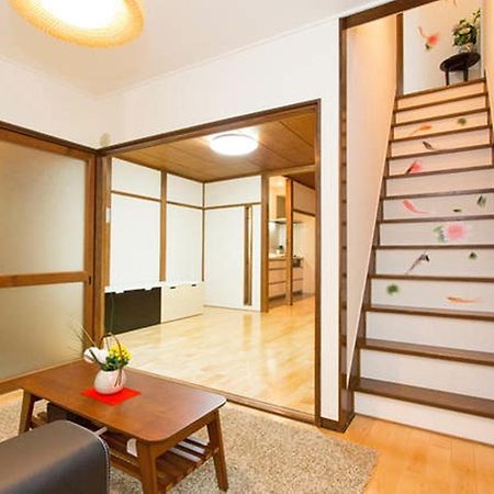 Вилла Taisho Terrace House Осака Экстерьер фото